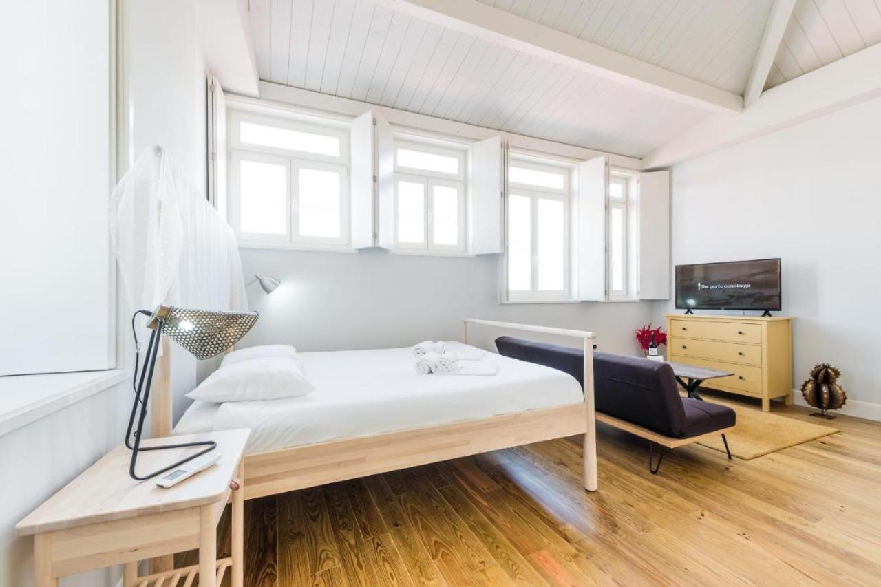 Frei Yellow Studio Porto Luaran gambar
