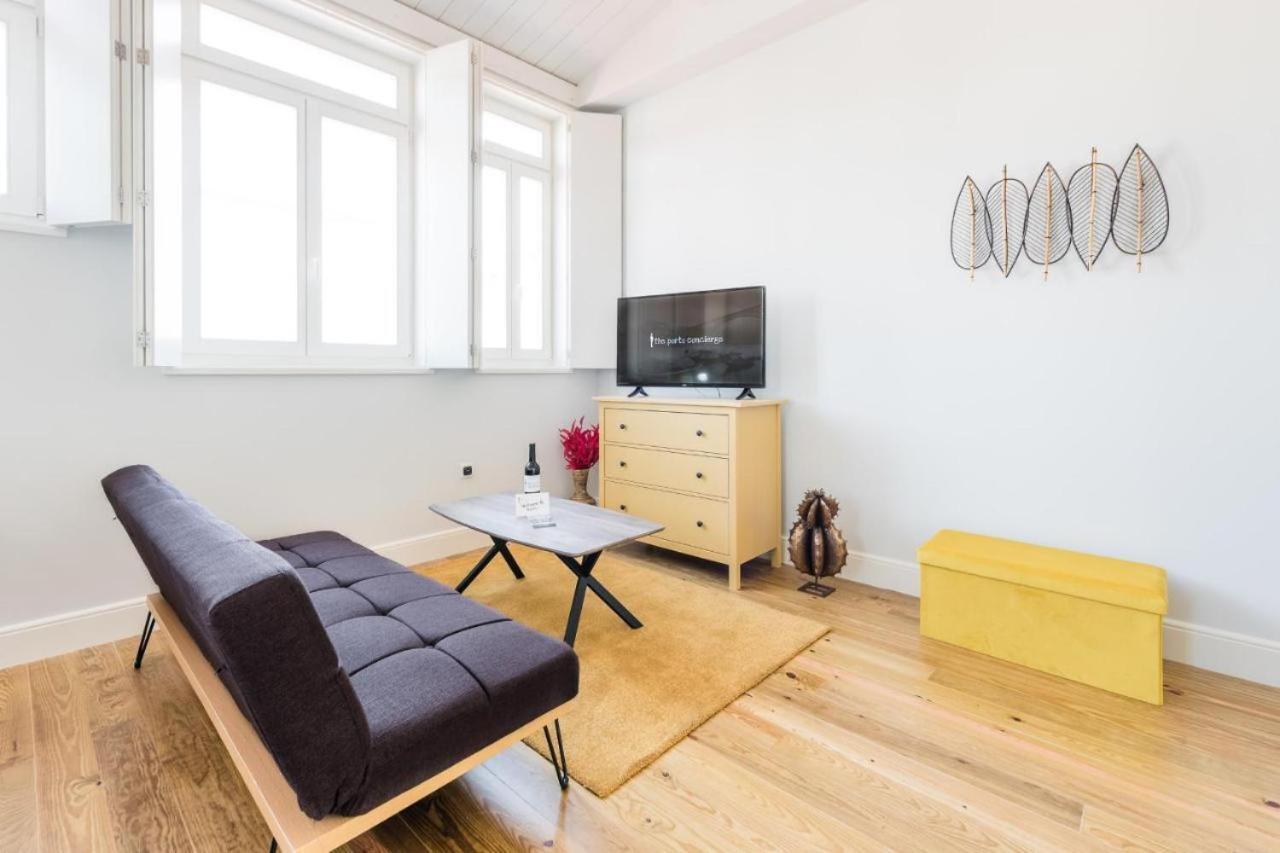Frei Yellow Studio Porto Luaran gambar